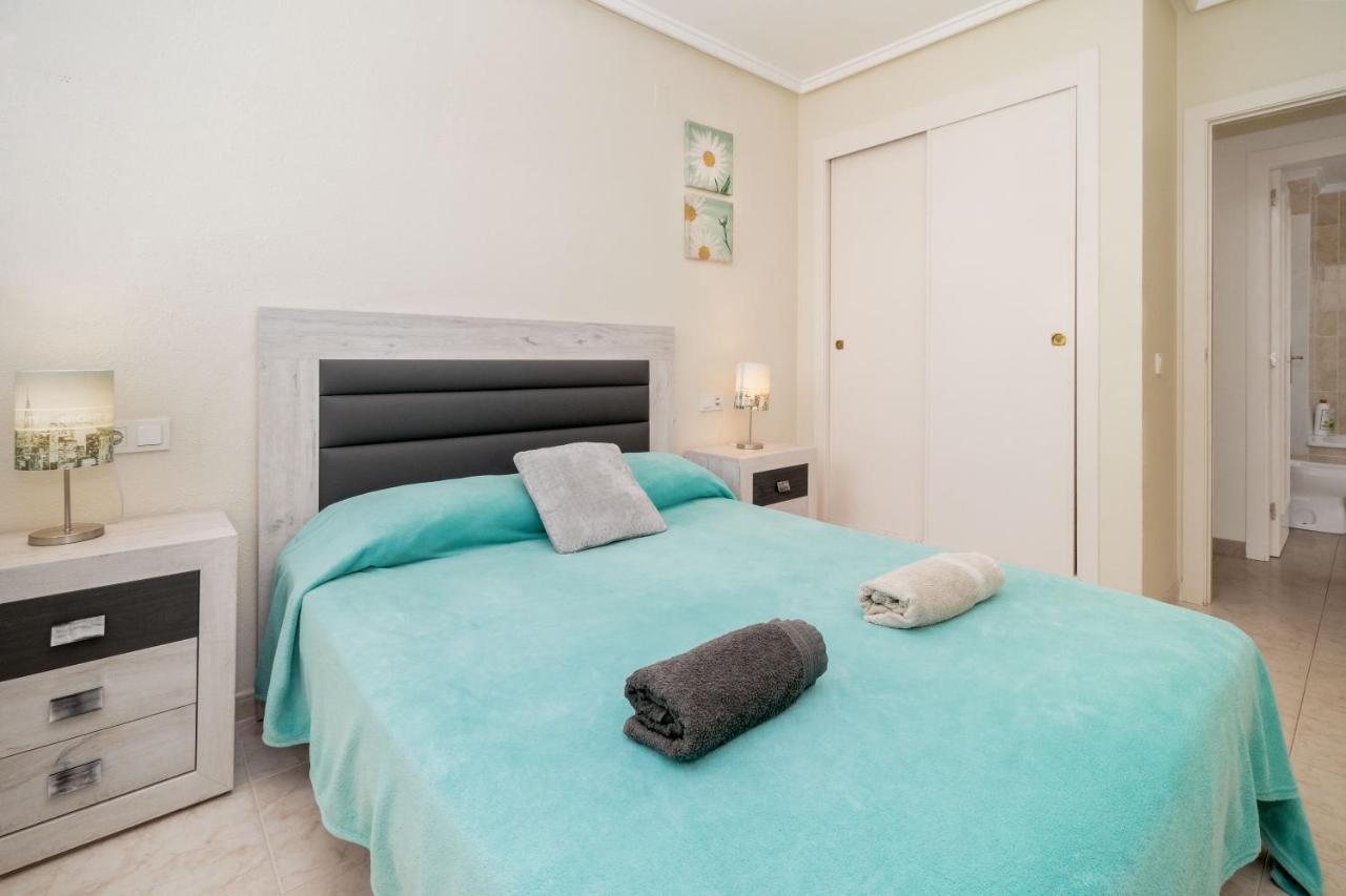 Pleamar Punta Prima Apartman Torrevieja Kültér fotó