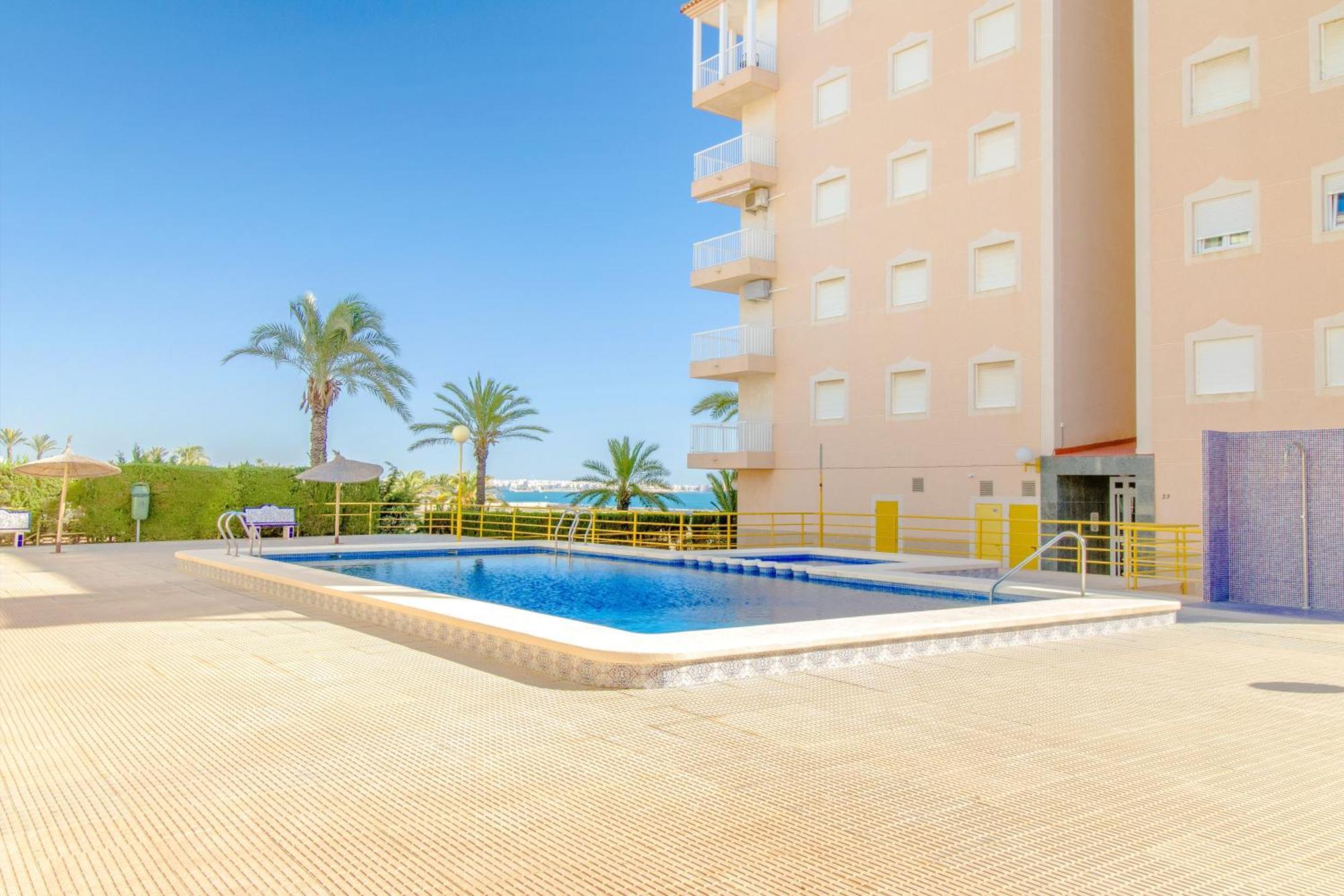 Pleamar Punta Prima Apartman Torrevieja Kültér fotó